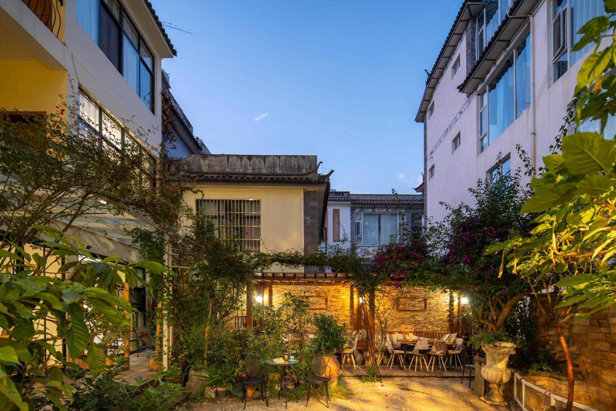 Dali Garden Hotel Exterior photo